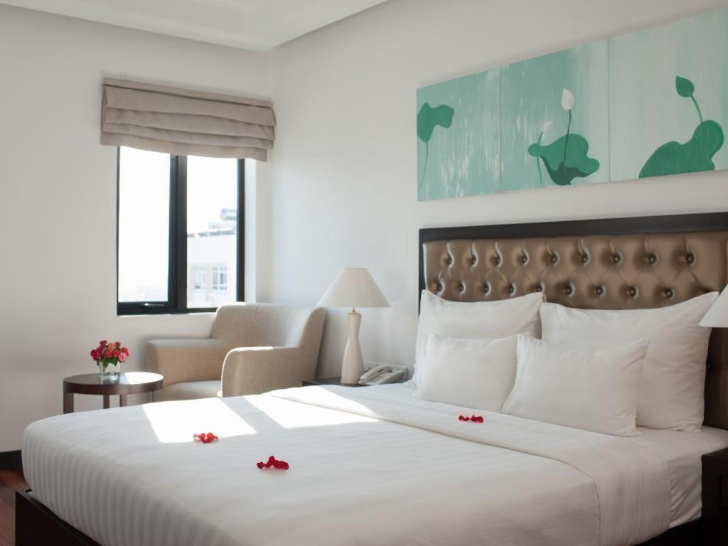 Legendsea Hotel Нячанг Екстер'єр фото