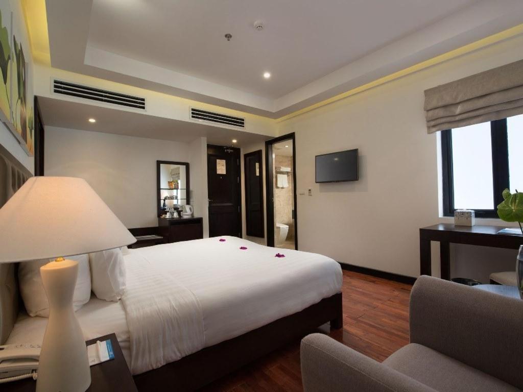 Legendsea Hotel Нячанг Екстер'єр фото