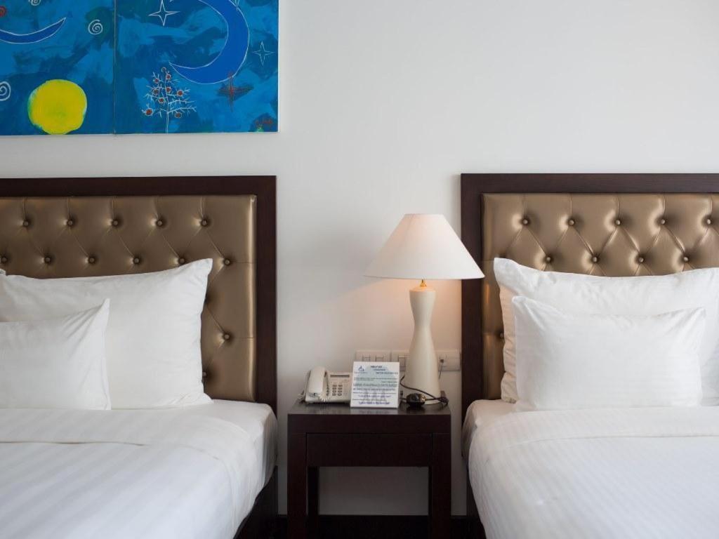Legendsea Hotel Нячанг Екстер'єр фото